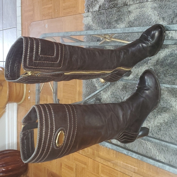 Chloé Leather Stud Accent Boot - Picture 3 of 7